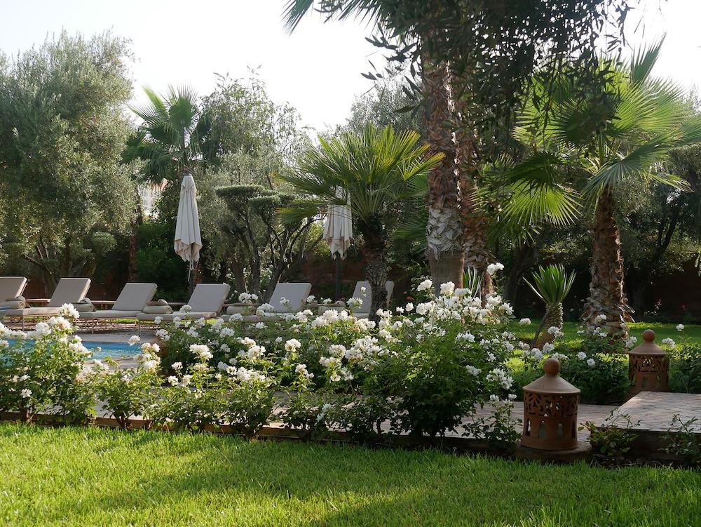 Dar Layyina Hotel Chwiter Bagian luar foto